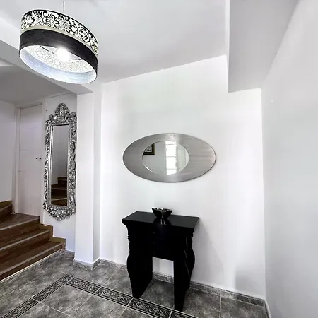 Beachfront Paradise By Gloove Apartment Denia